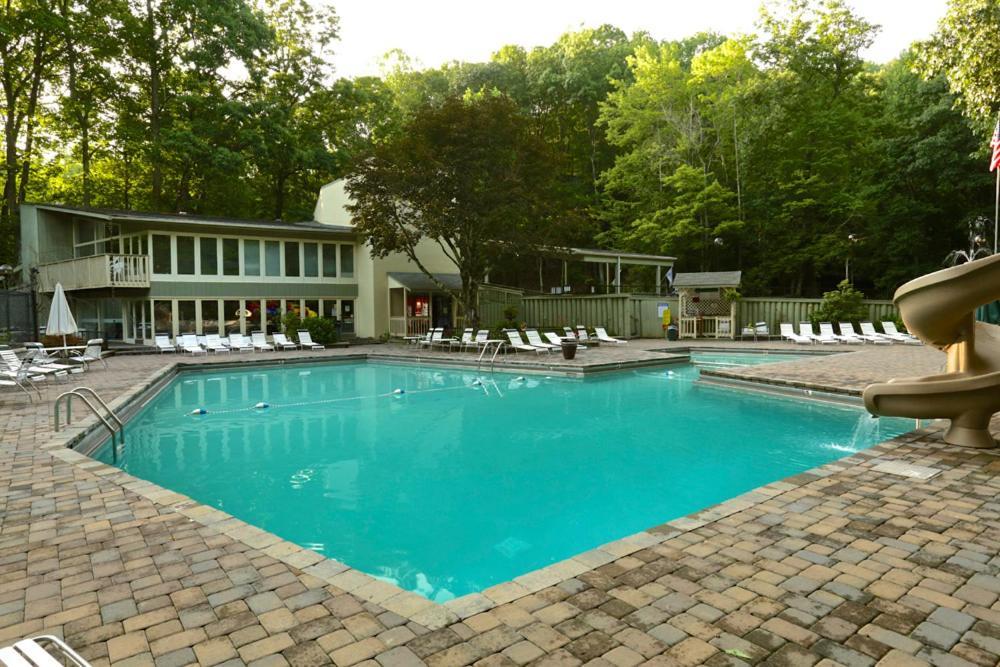 Daya, Hot Tub, Pool Table, 1089 Of Free Attraction Tickets For Each Paid Day, Dollywood And More! Gatlinburg Oda fotoğraf