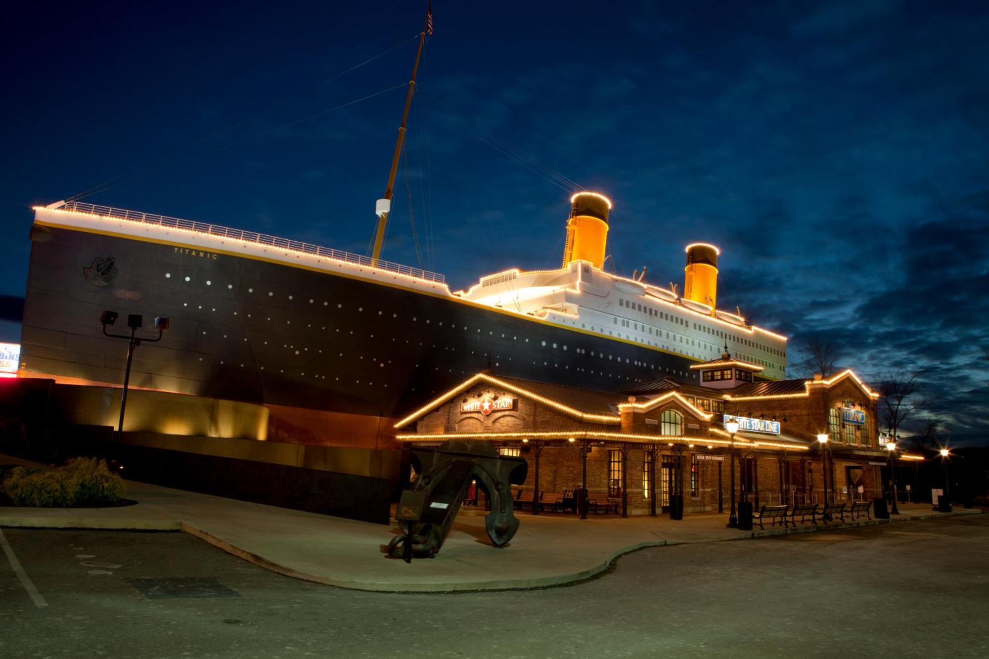 Daya, Hot Tub, Pool Table, 1089 Of Free Attraction Tickets For Each Paid Day, Dollywood And More! Gatlinburg Oda fotoğraf